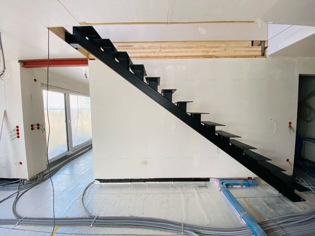 Epfenbach – Einholmtreppe im Bestand – Projektansicht 12